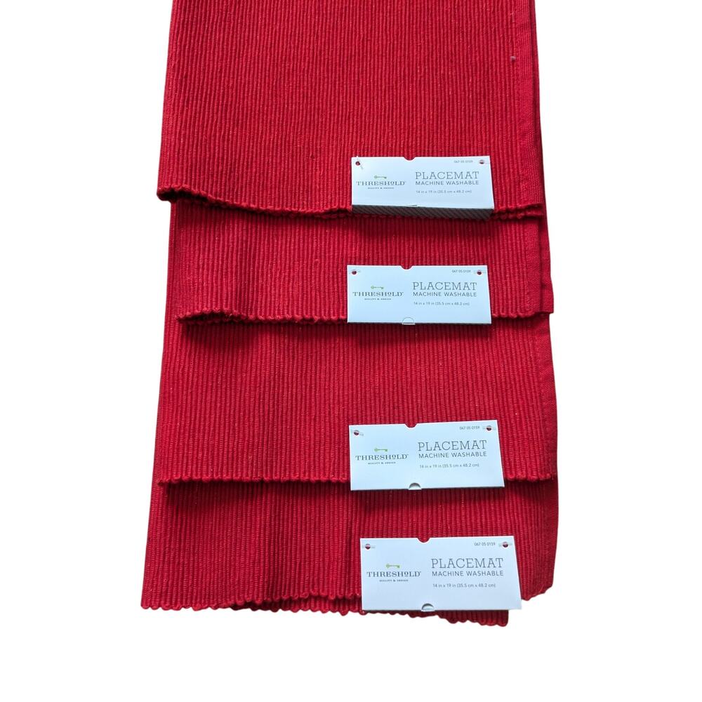 4 NWT Threshold Placemat Machine Washable 14X19in Cotton Red Metallic Christmas
